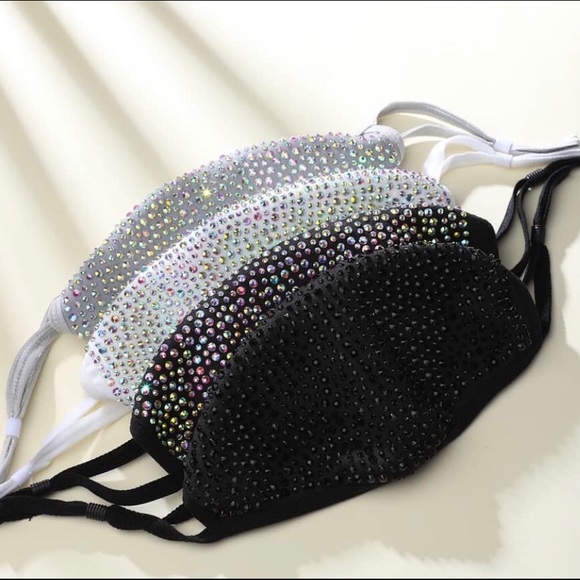 Crystal Face Mask (Black) - Picture 4 of 5